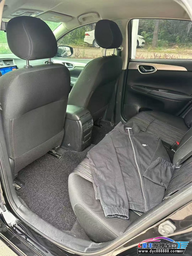 23年日产轩逸轿车抵押车出售