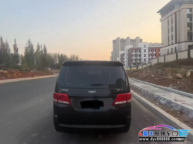 17年江淮瑞风M4轿车抵押车出售