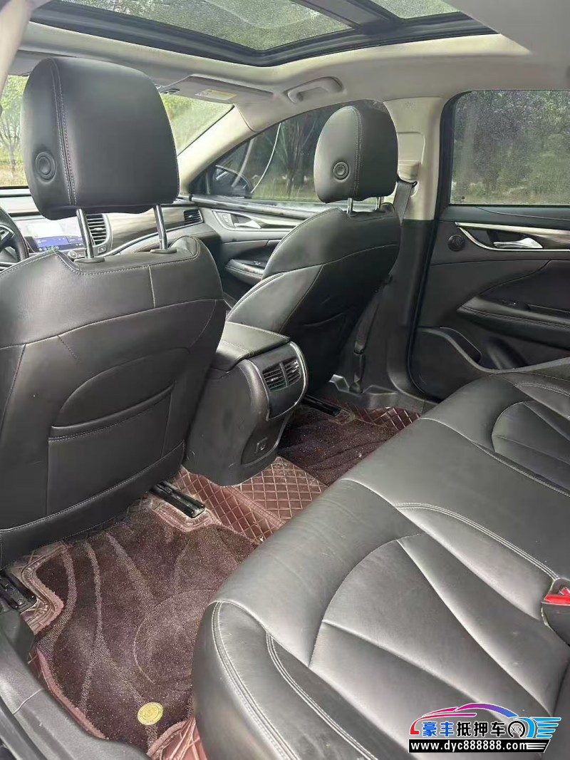 21年别克君越轿车抵押车出售