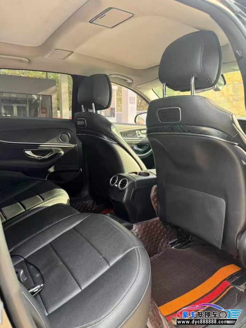 18年奔驰E轿车抵押车出售