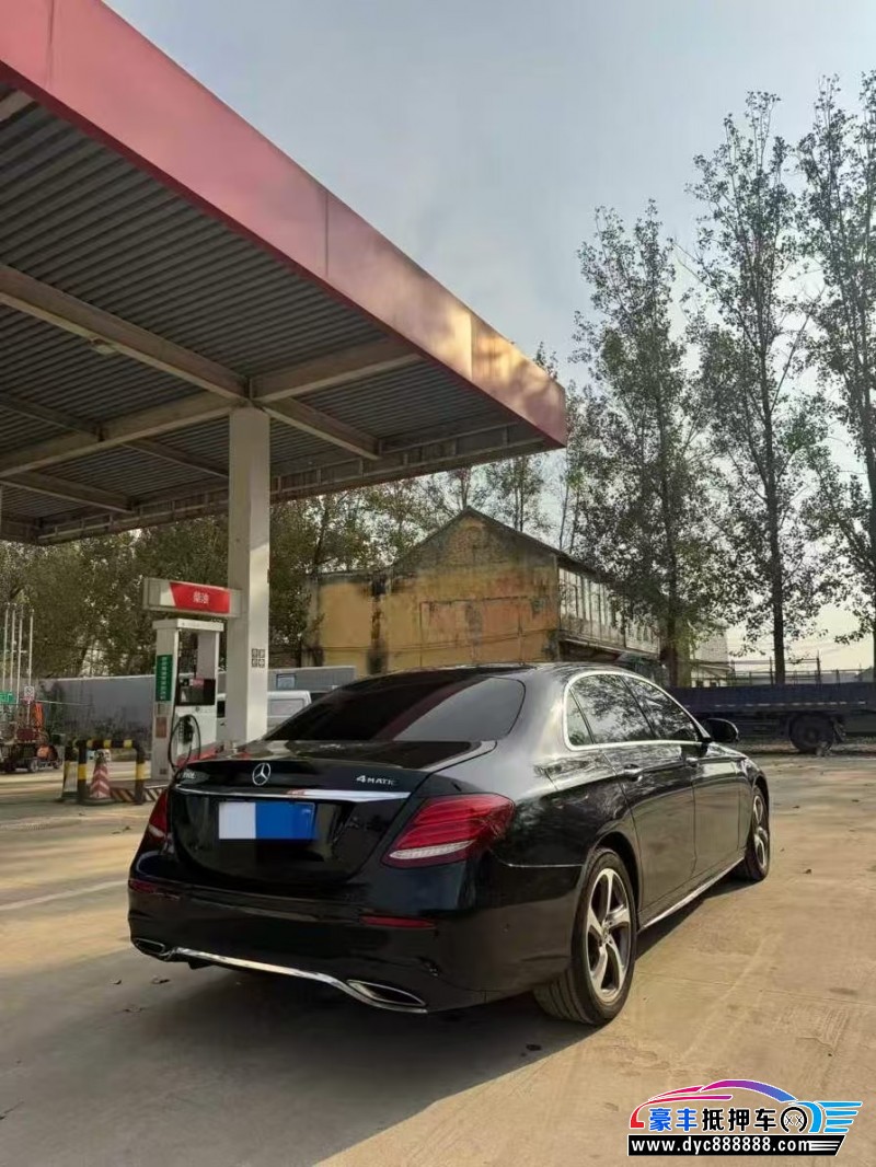 18年奔驰E轿车抵押车出售