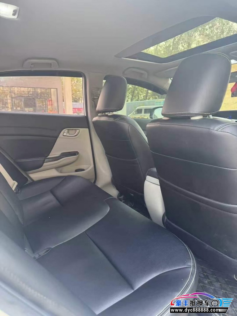 16年本田思域轿车抵押车出售