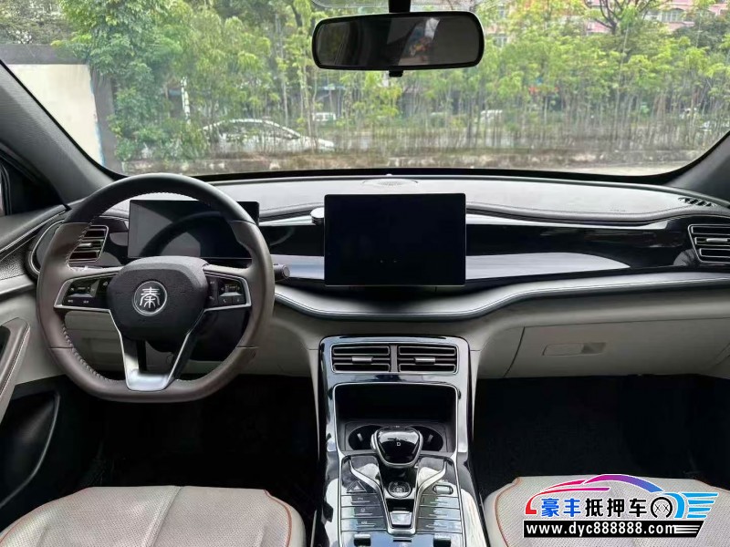 24年比亚迪秦轿车抵押车出售