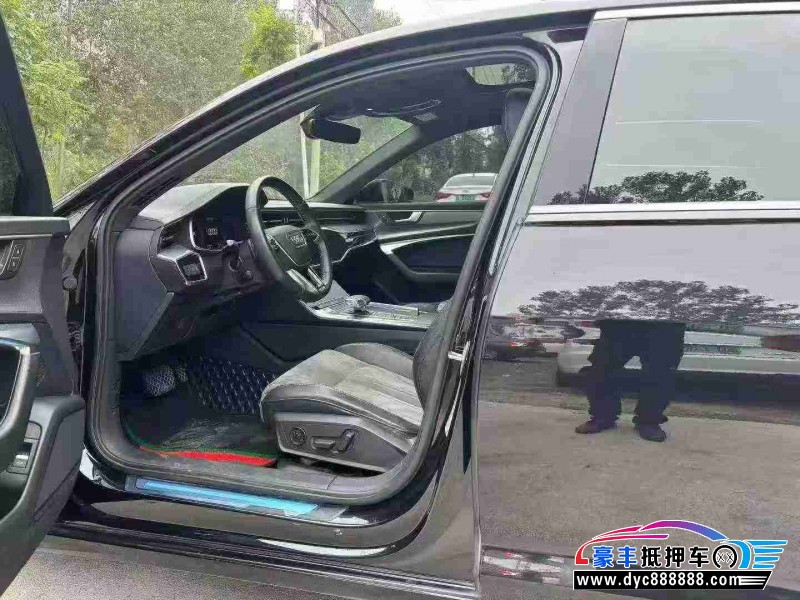 20年奥迪A6L轿车抵押车出售