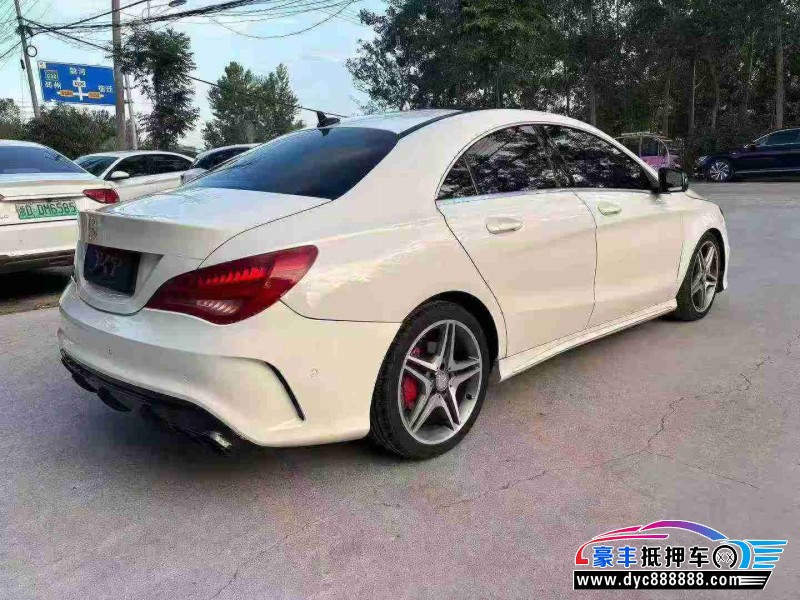 16年奔驰CLA轿车抵押车出售