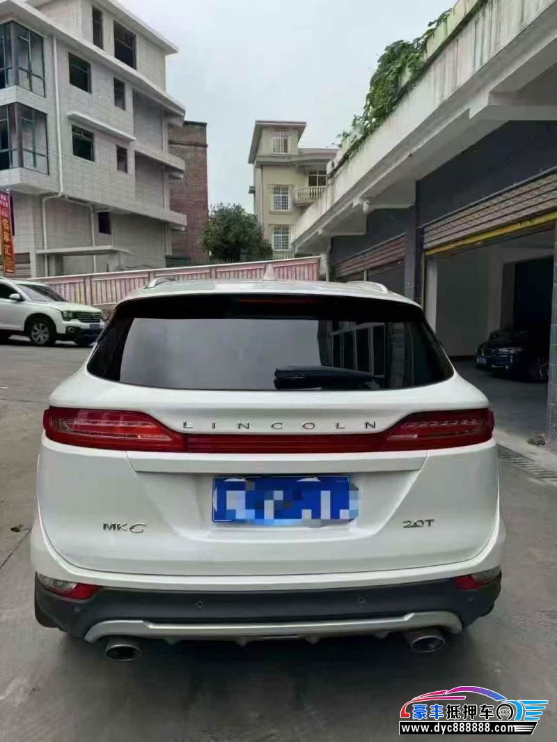 17年林肯MKC轿车抵押车出售