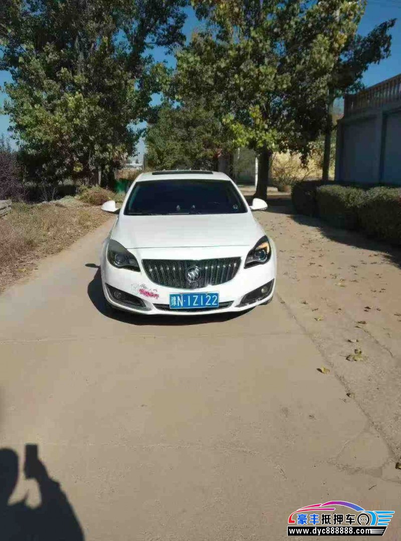 16年别克君威轿车抵押车出售