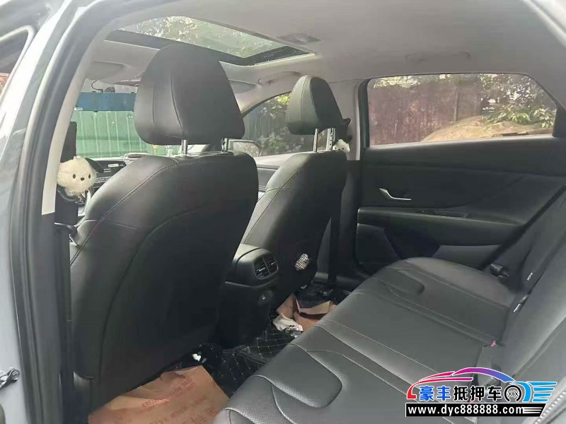 23年现代伊兰特轿车抵押车出售