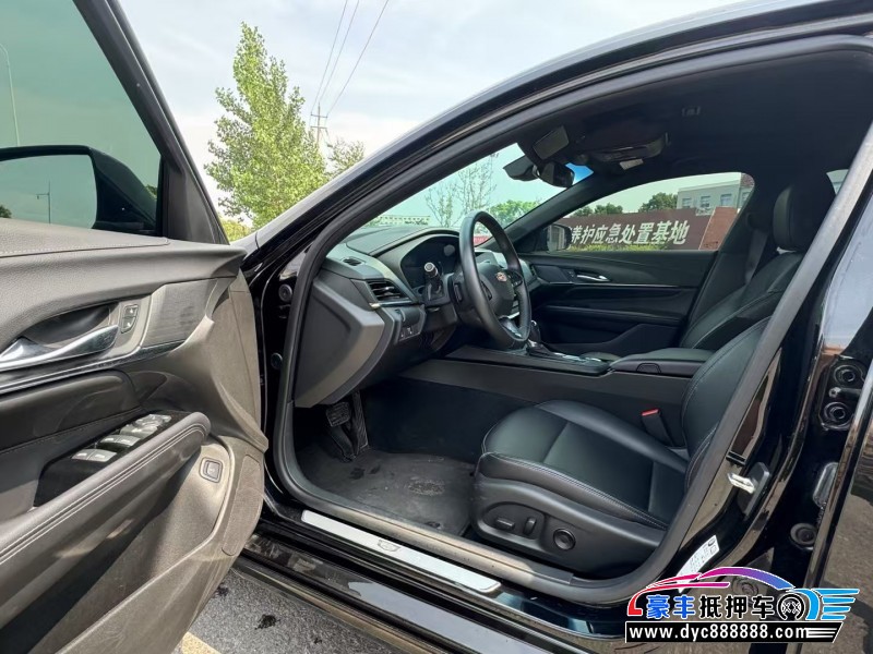 23年凯迪拉克CT4轿车抵押车出售