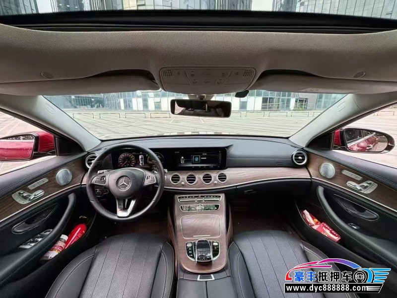 18年奔驰E轿车抵押车出售