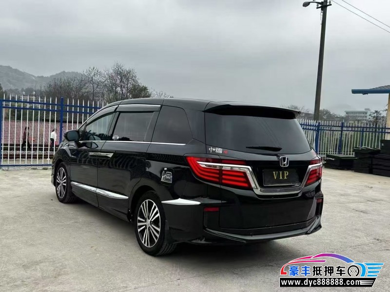 18年本田艾力绅轿车抵押车出售