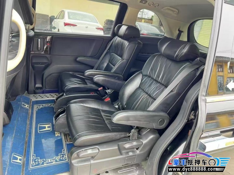 18年本田艾力绅轿车抵押车出售