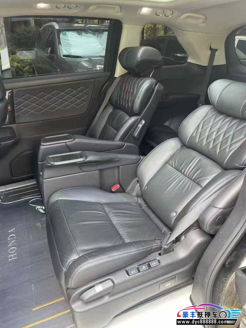 19年本田艾力绅轿车抵押车出售