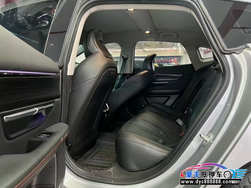 21年小鹏汽车P7轿车抵押车出售