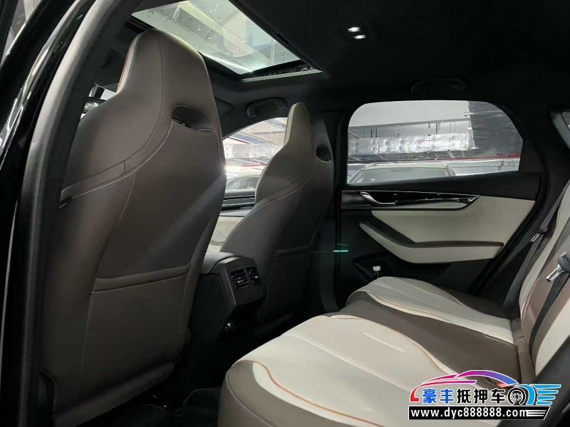 24年比亚迪秦轿车抵押车出售