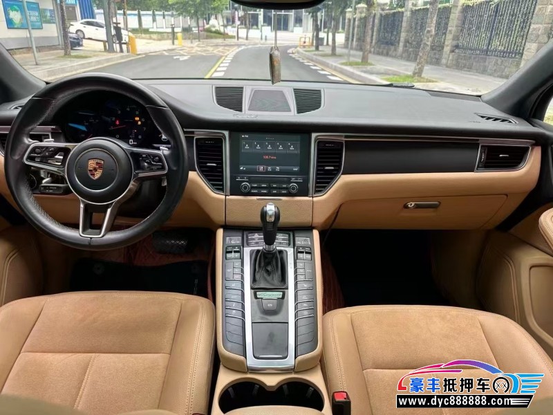 17年保时捷Macan迈凯轿车抵押车出售