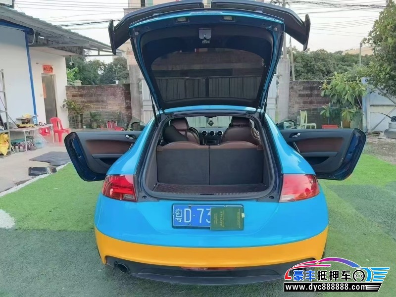 11年奥迪TT轿车抵押车出售