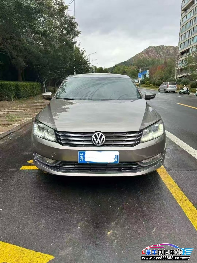 抵押车出售16年大众帕萨特轿车