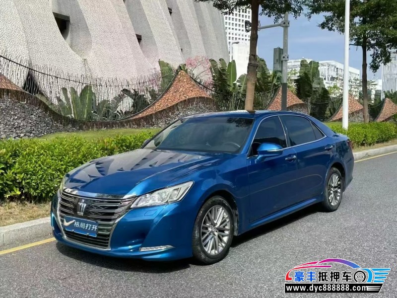 17年丰田皇冠轿车抵押车出售