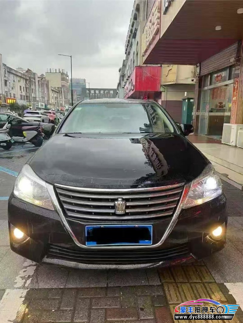 13年丰田皇冠轿车抵押车出售