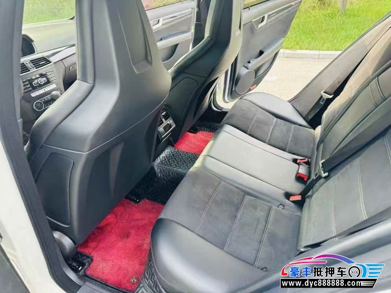 15年奔驰C轿车抵押车出售