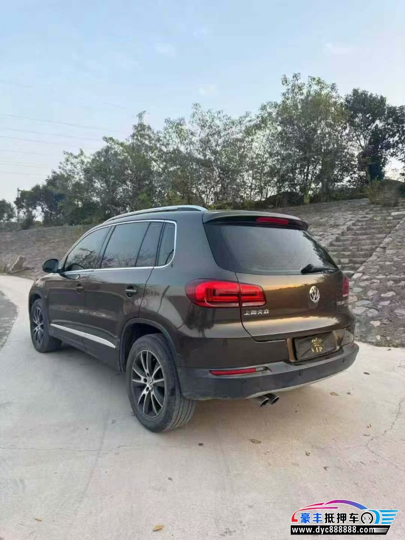 16年大众途观轿车抵押车出售