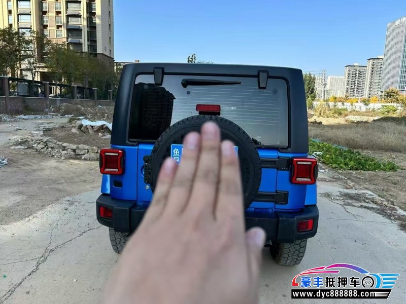 14年Jeep牧马人轿车抵押车出售