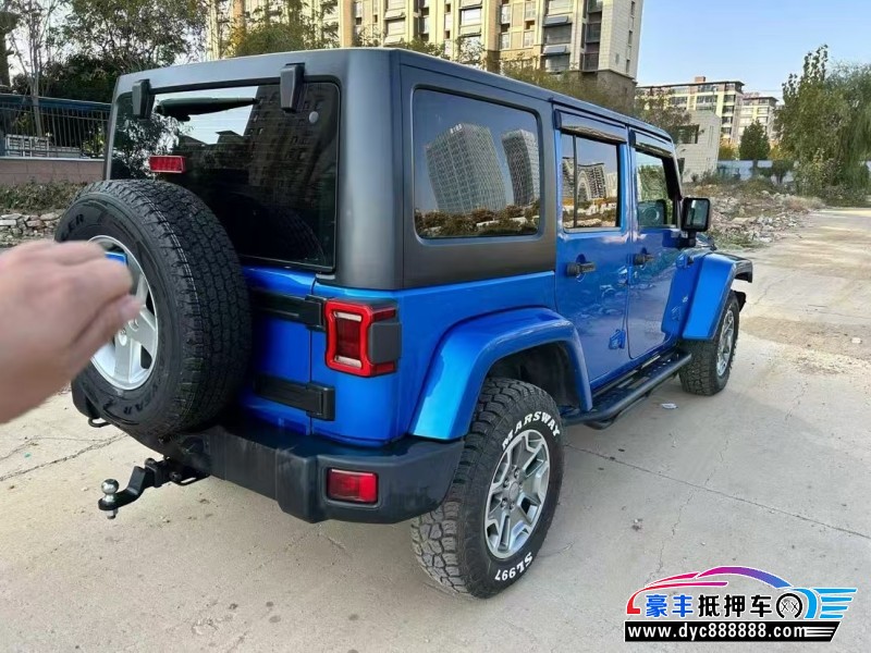 14年Jeep牧马人轿车抵押车出售