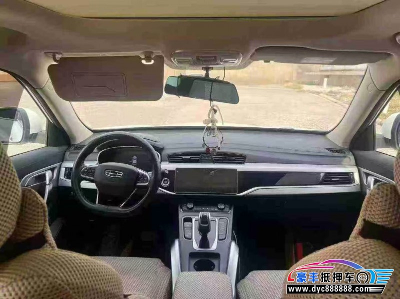 21年吉利博越轿车抵押车出售