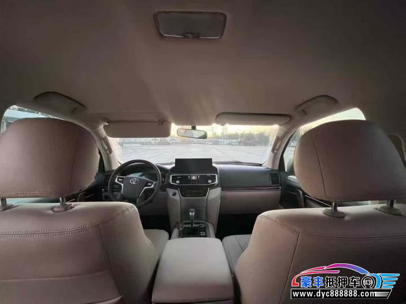 15年丰田兰德酷路泽（陆巡）轿车抵押车出售