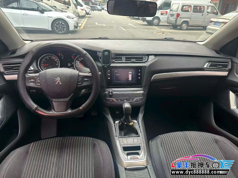 18年标致308轿车抵押车出售