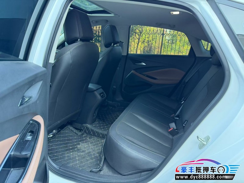 22年别克威朗轿车抵押车出售