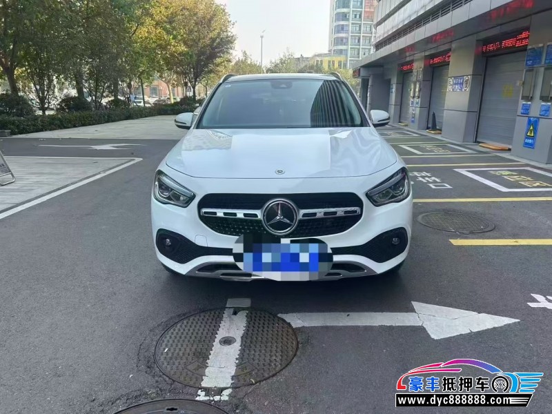 22年奔驰GLA轿车抵押车出售