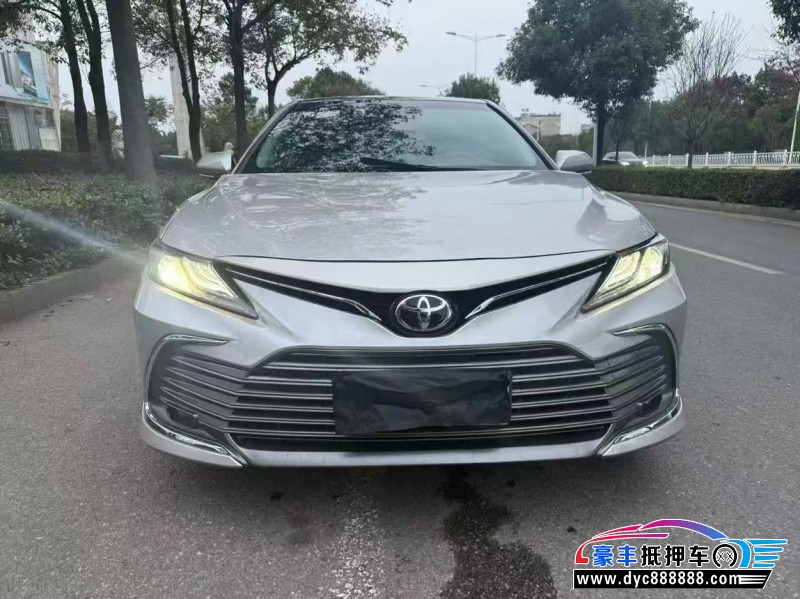 21年丰田凯美瑞轿车抵押车出售