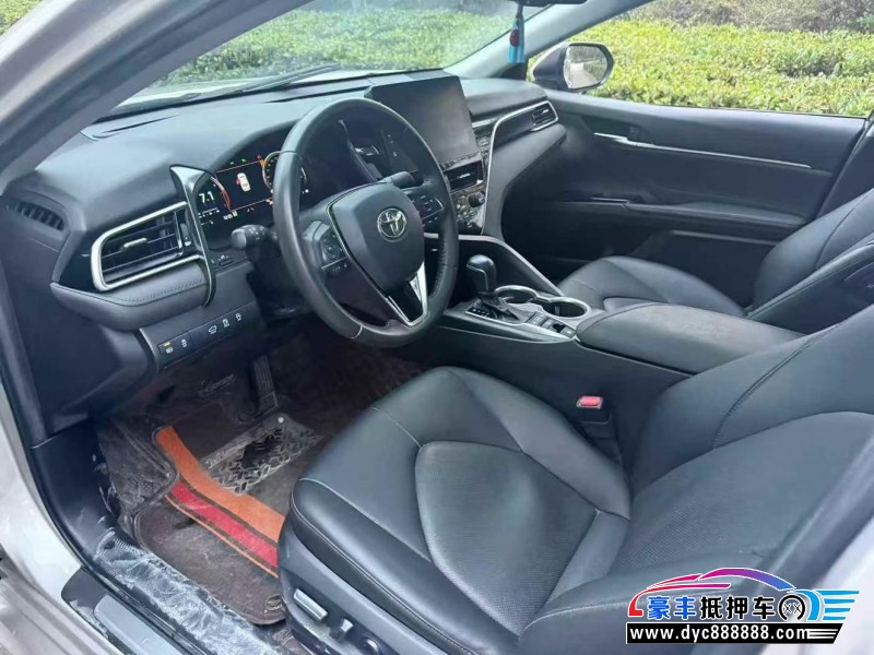 21年丰田凯美瑞轿车抵押车出售