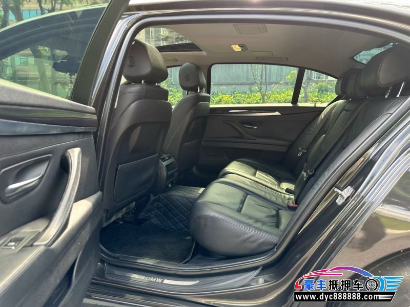 15年宝马5系轿车抵押车出售