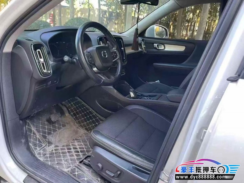 20年沃尔沃XC40轿车抵押车出售