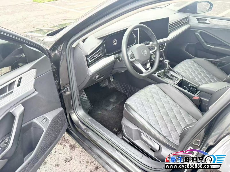 22年大众速腾轿车抵押车出售