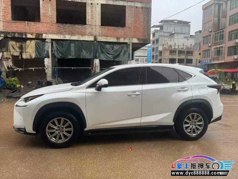 17年雷克萨斯NX轿车抵押车出售