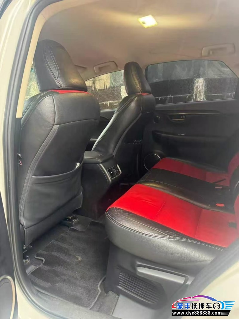 17年雷克萨斯NX轿车抵押车出售