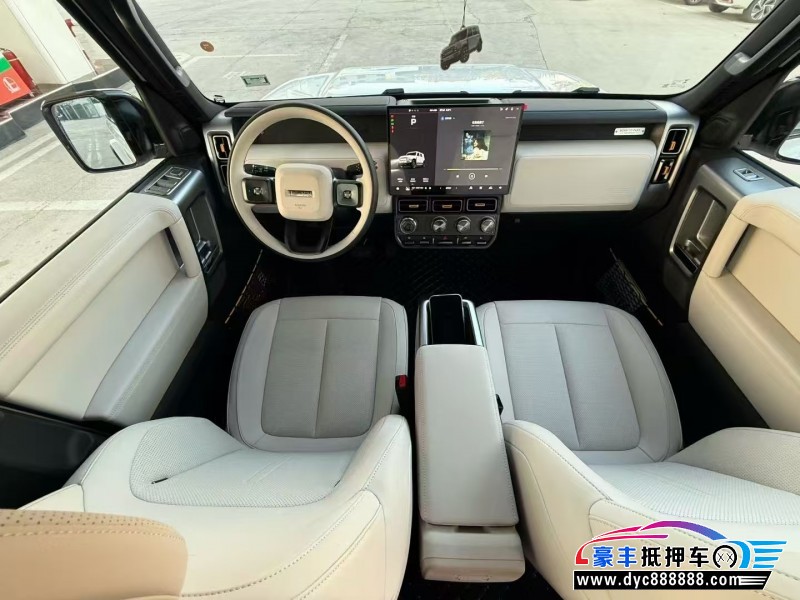 25年奇瑞爱卡轿车抵押车出售