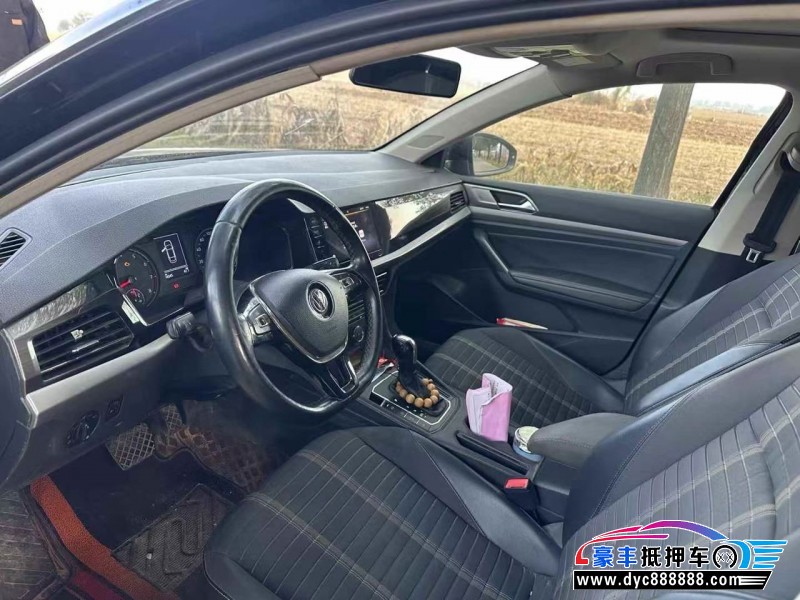 20年大众朗逸轿车抵押车出售