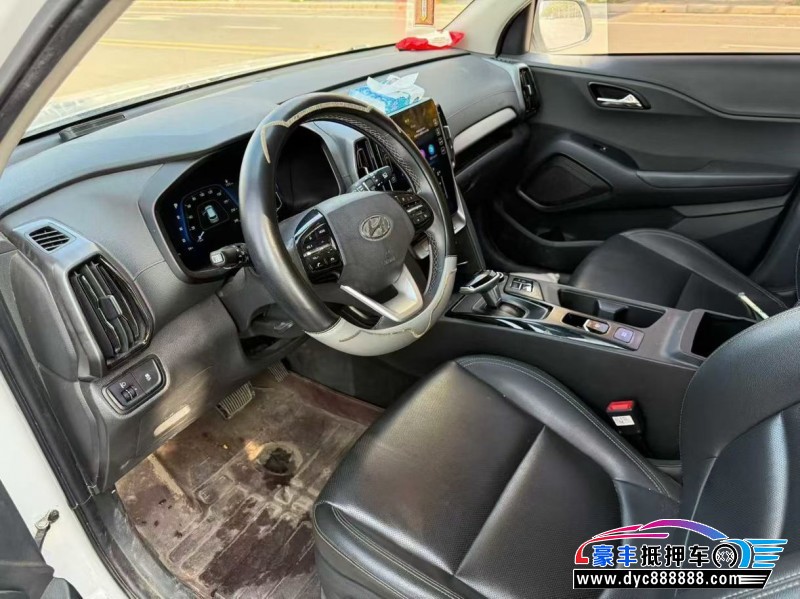 21年现代ix35轿车抵押车出售