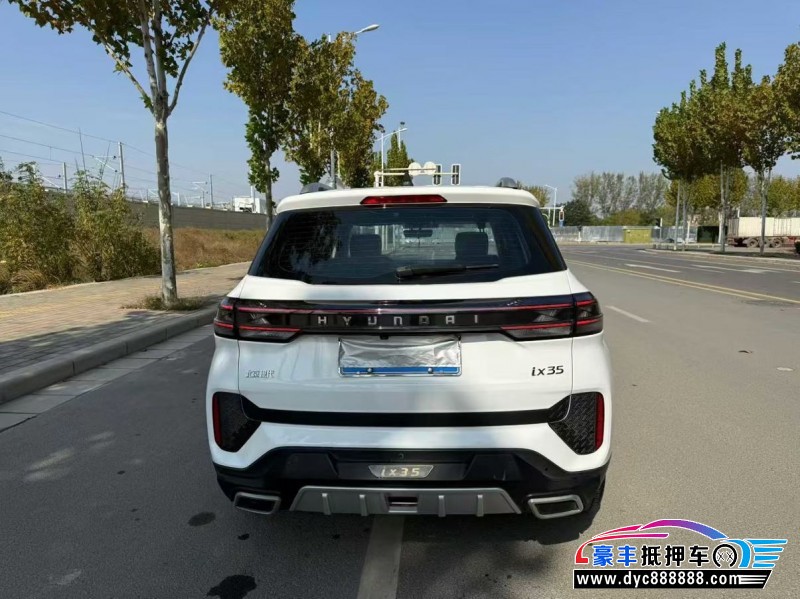 21年现代ix35轿车抵押车出售