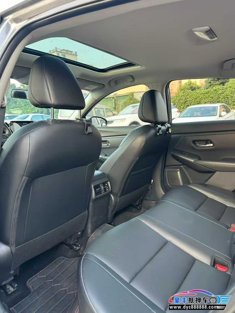 21年日产轩逸轿车抵押车出售