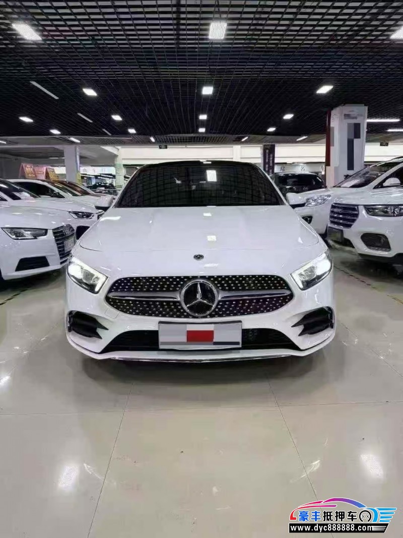 20年奔驰A轿车抵押车出售