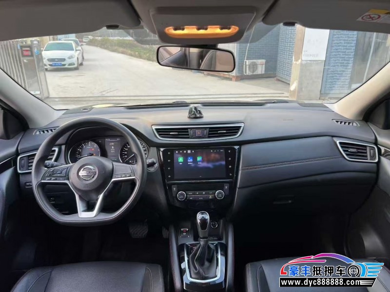 22年日产逍客轿车抵押车出售