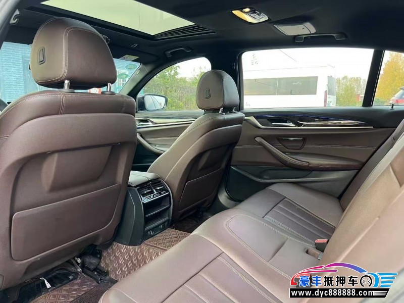 19年宝马5系轿车抵押车出售