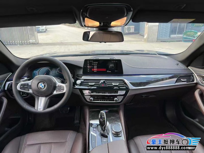 19年宝马5系轿车抵押车出售