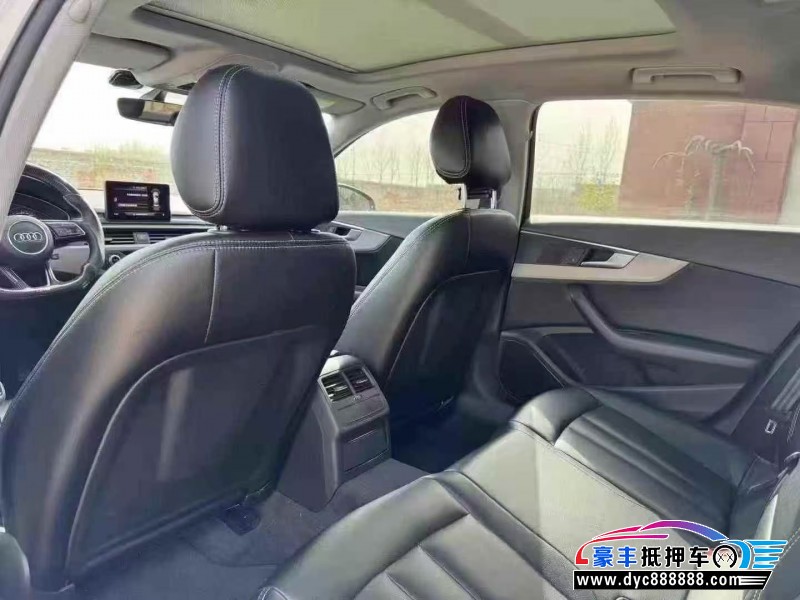 19年奥迪A4轿车抵押车出售
